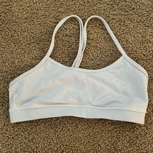 Lululemon us size 8 women’s race back sports bra in light blue